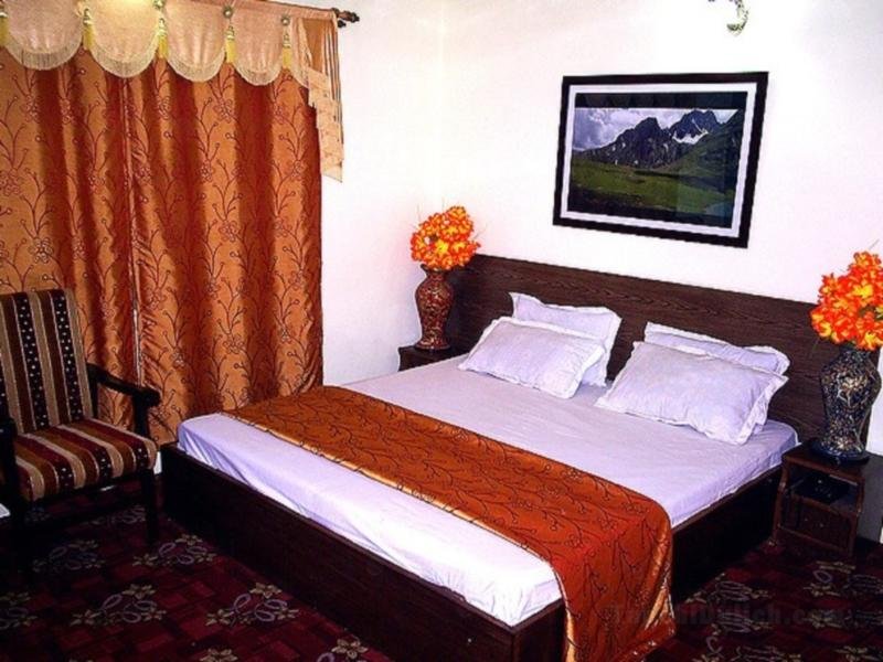 Khách sạn Star of Kashmir
