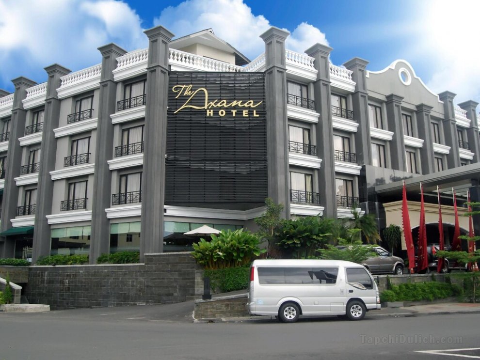 Khách sạn The Axana