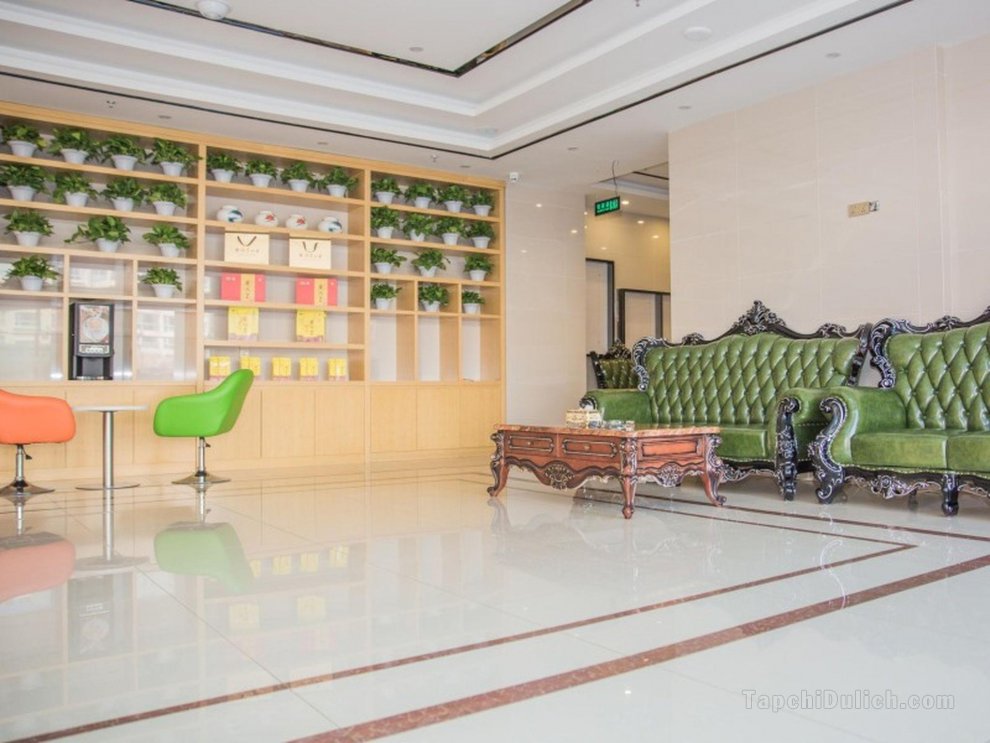 GreenTree Inn Chengde Fengning Theater Business Hotel