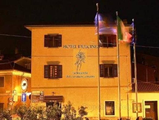 Khách sạn Dulcinea