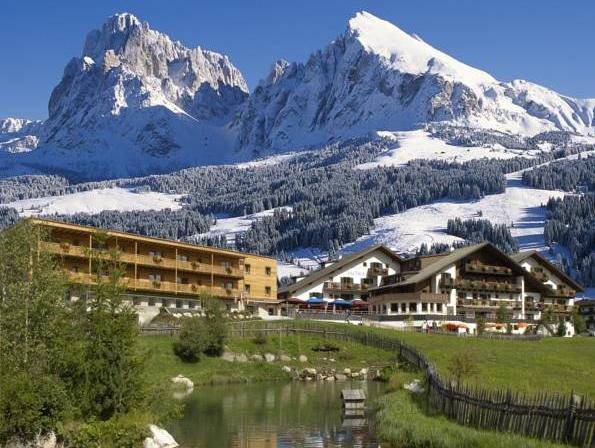Khách sạn Saltria - true alpine living