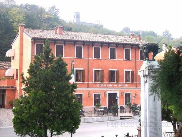 Khách sạn Ristorante Alla Vittoria
