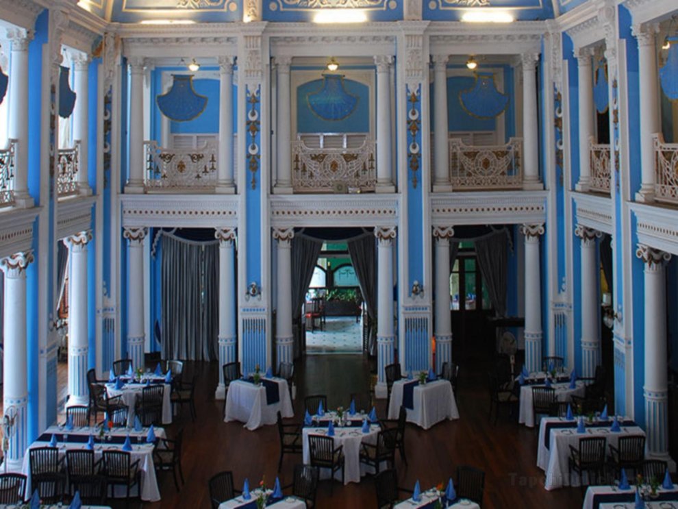 Khách sạn Lalitha Mahal Palace