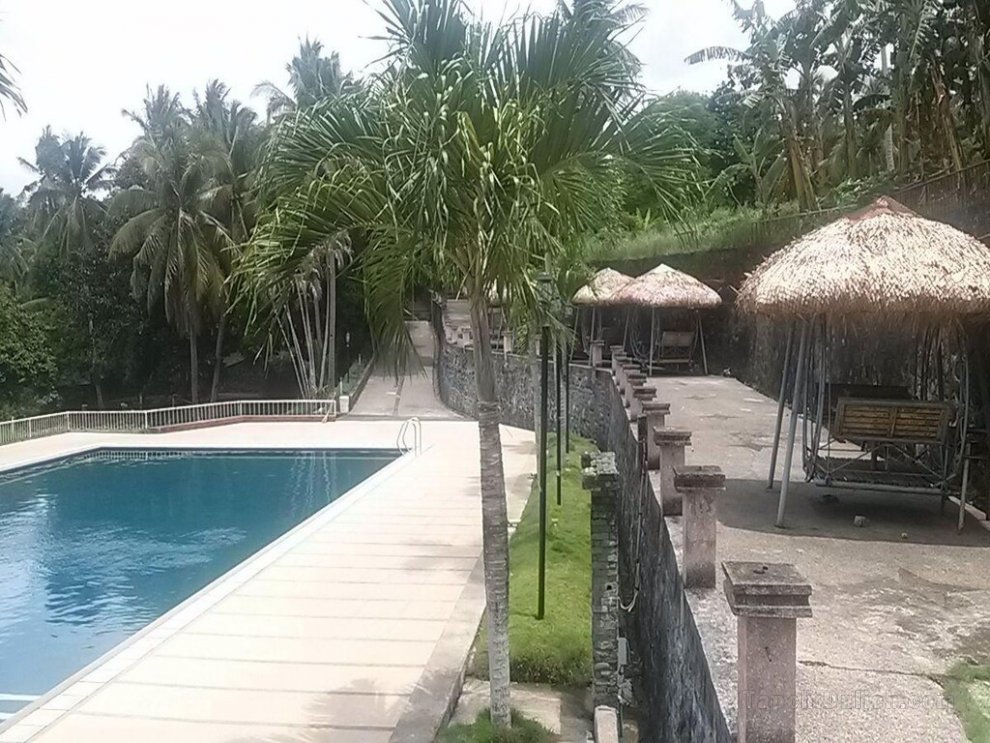 Kayumanggi Resort