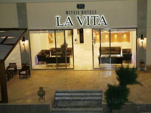 Khách sạn Mitsis La Vita Beach