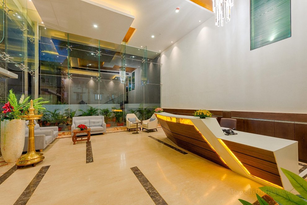 Khách sạn Lance International - Luxury