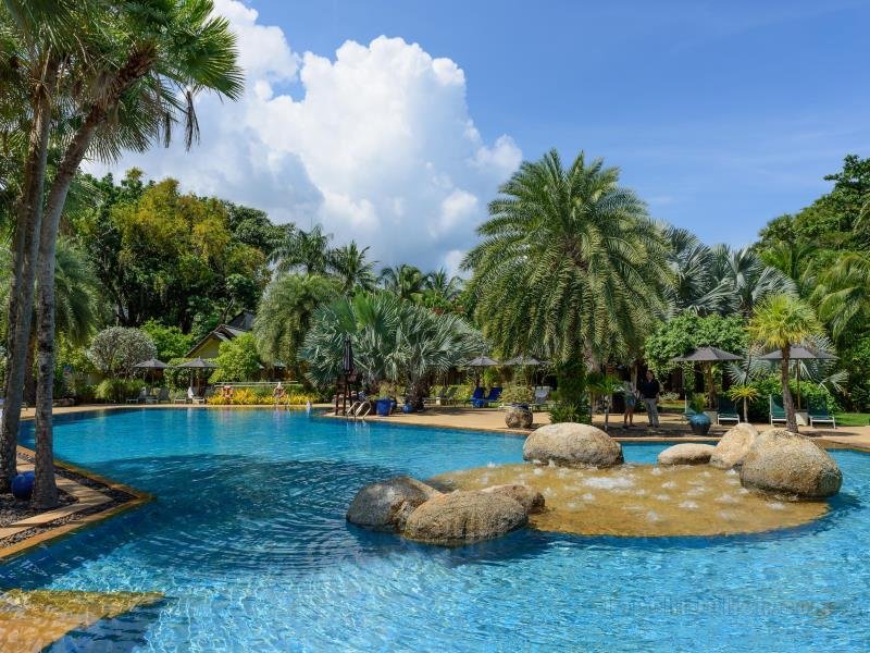 Movenpick Villas & Spa Karon Beach Phuket