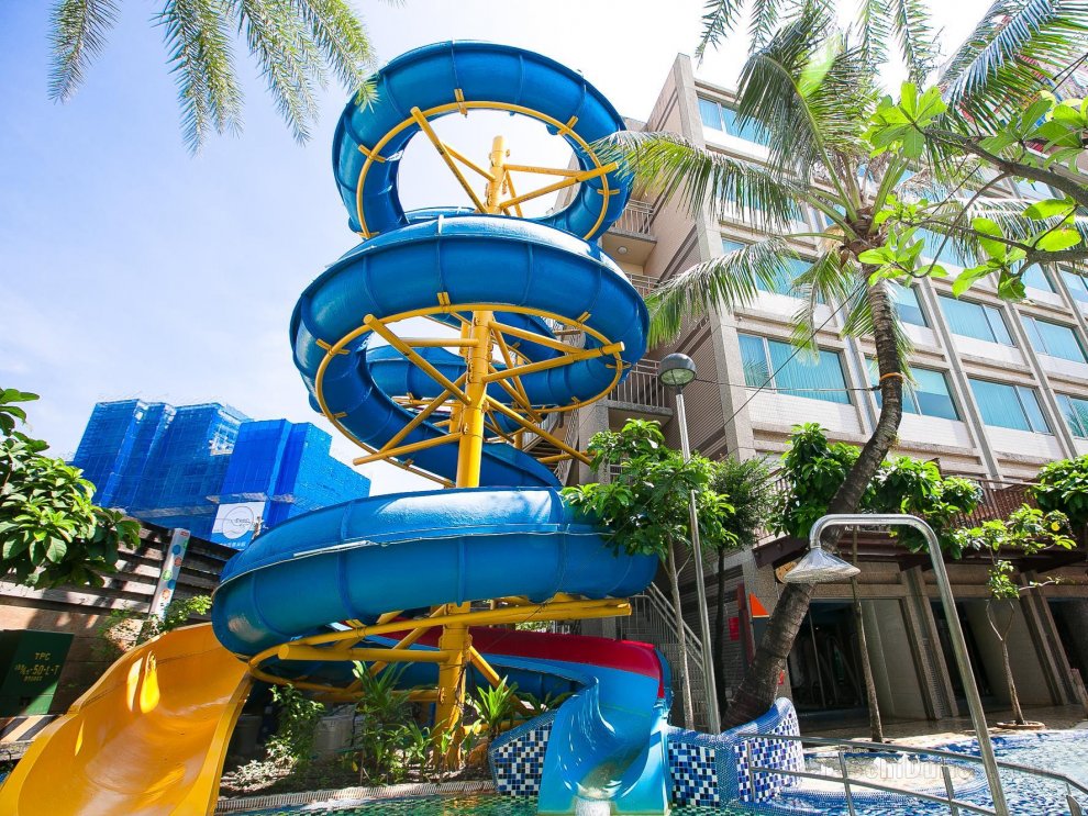 Khách sạn Resort One