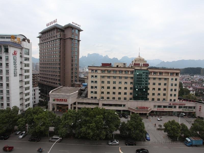 Khách sạn Zhangjiajie Minnan International