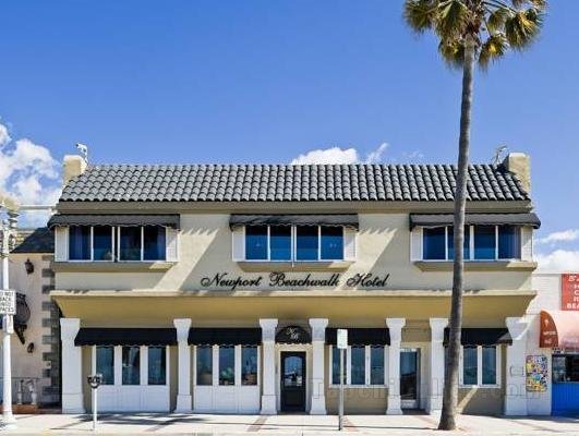 Khách sạn Newport Beach