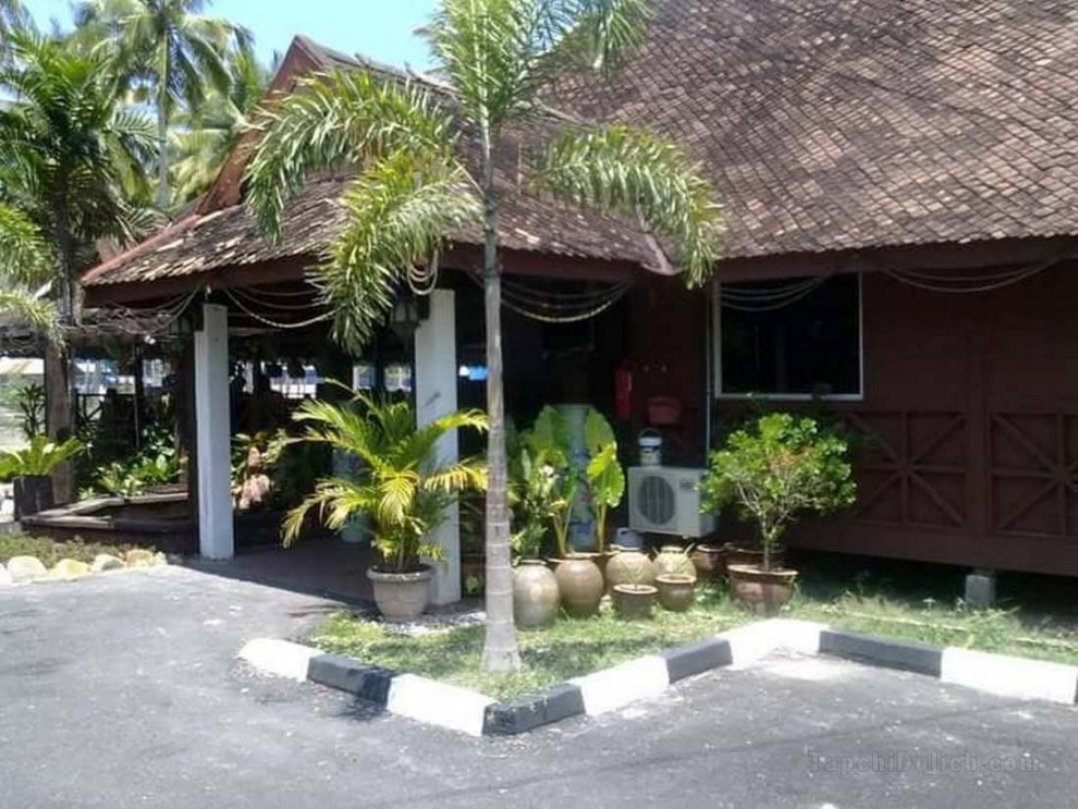 Marang Village Resort & Spa