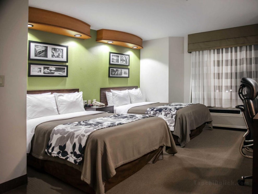Sleep Inn and Suites Emmitsburg