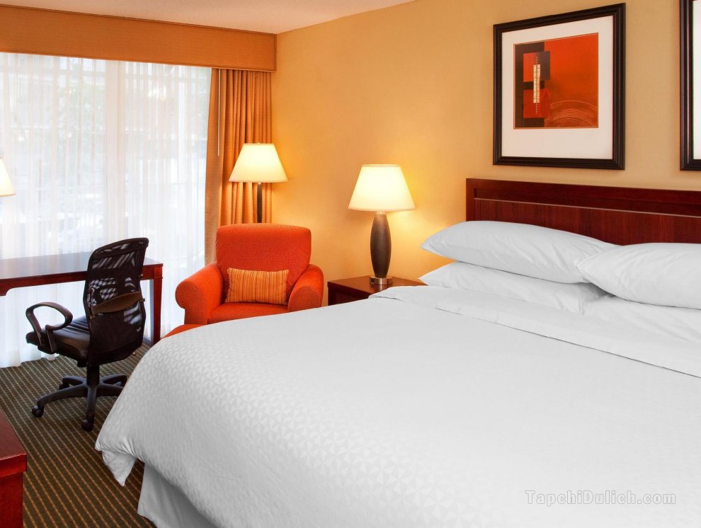 Four Points by Sheraton West Lafayette