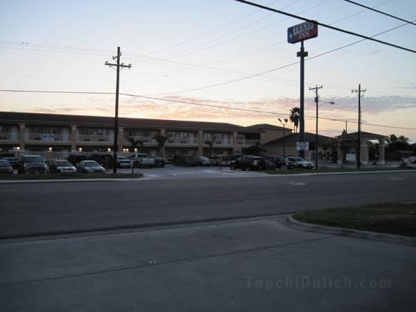 Texas Inn - Welasco/Mercedes