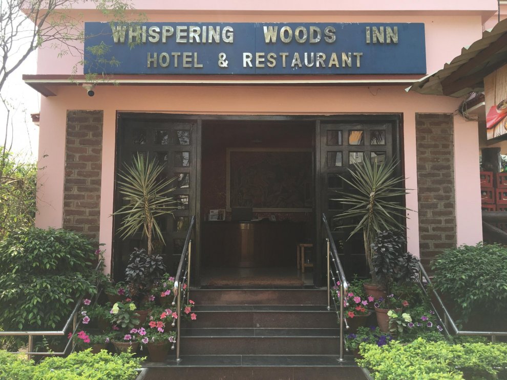 Whispering Woods Inn