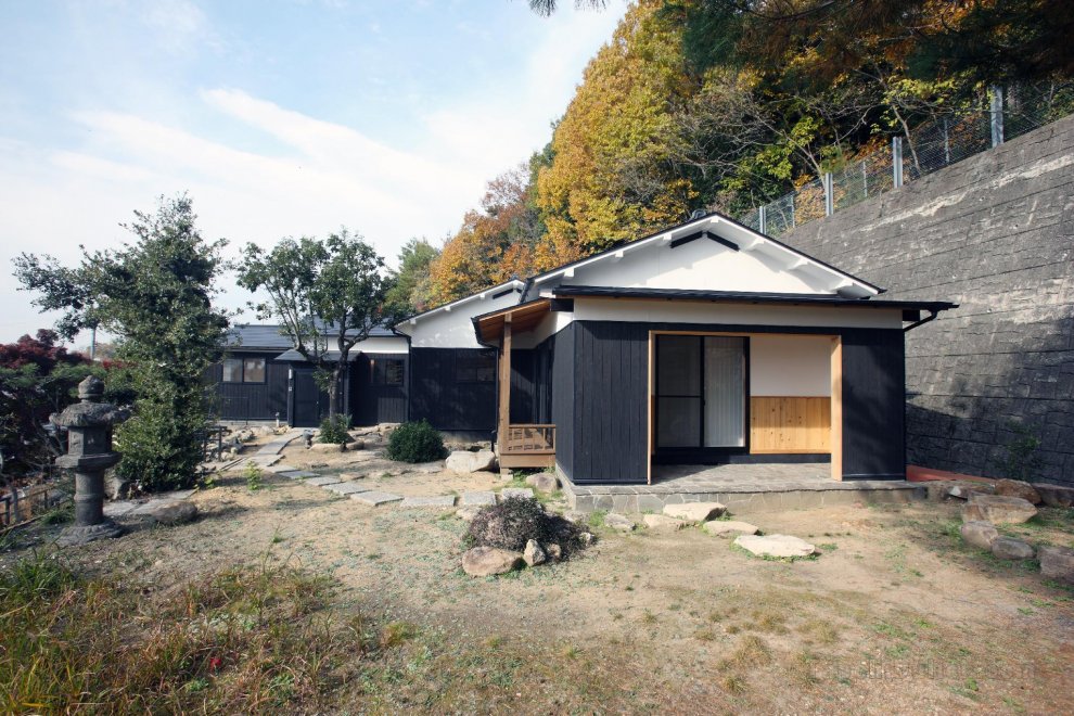TOUCHIAN　Modern Villa of Japanese Style