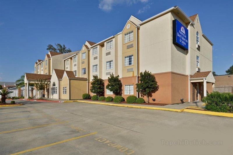 Americas Best Value Inn and Suites Lake Charles at I-210 Exit 5