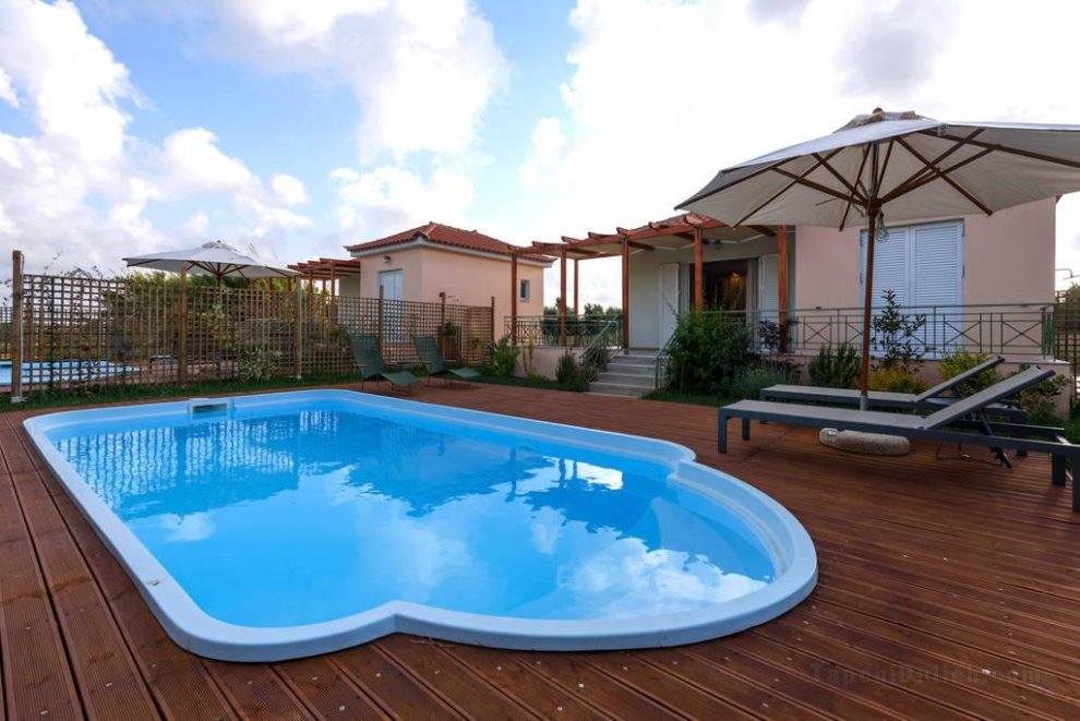 Artemis, Villa with private pool near the beach
