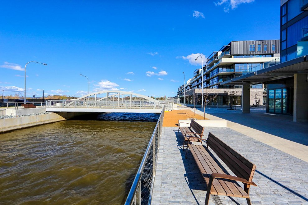 Accommodate Canberra - Dockside