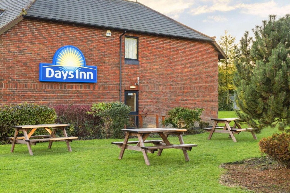 Days Inn by Wyndham Chesterfield Tibshelf