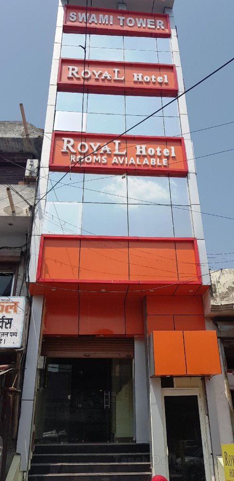 Khách sạn Royal & Restaurant