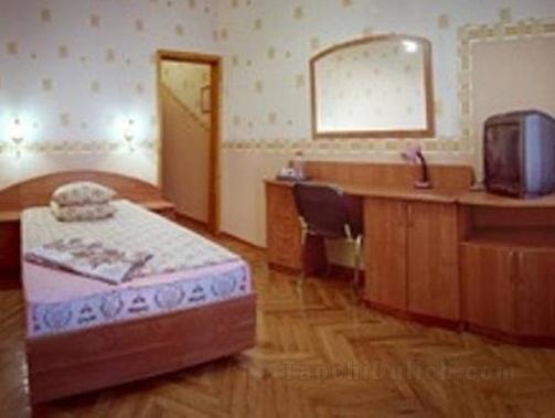 Khách sạn Novgorodskaya