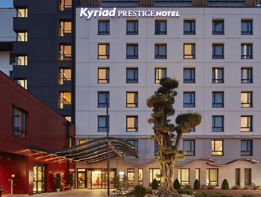 KYRIAD PRESTIGE LYON EST - Saint Priest Eurexpo Hotel and SPA