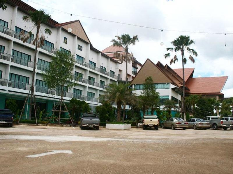 Khách sạn Wangsumran