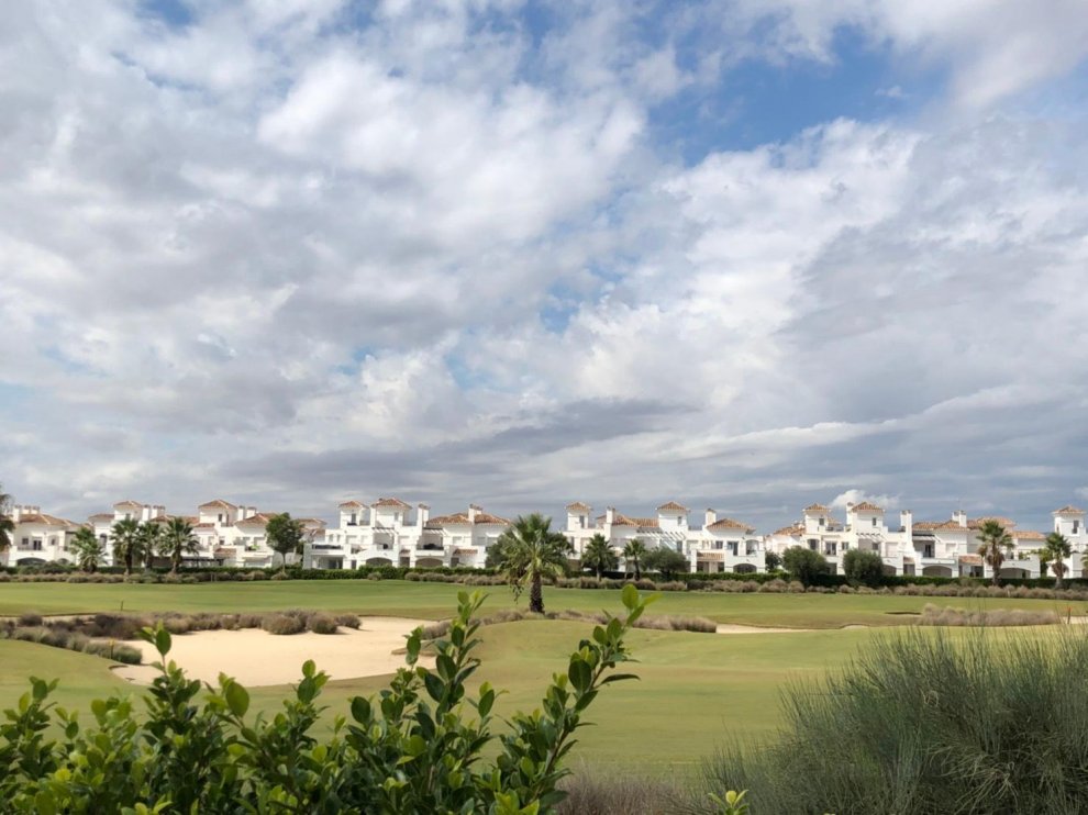 Holiday townhouse in La Torre Golf Resort @ 63
