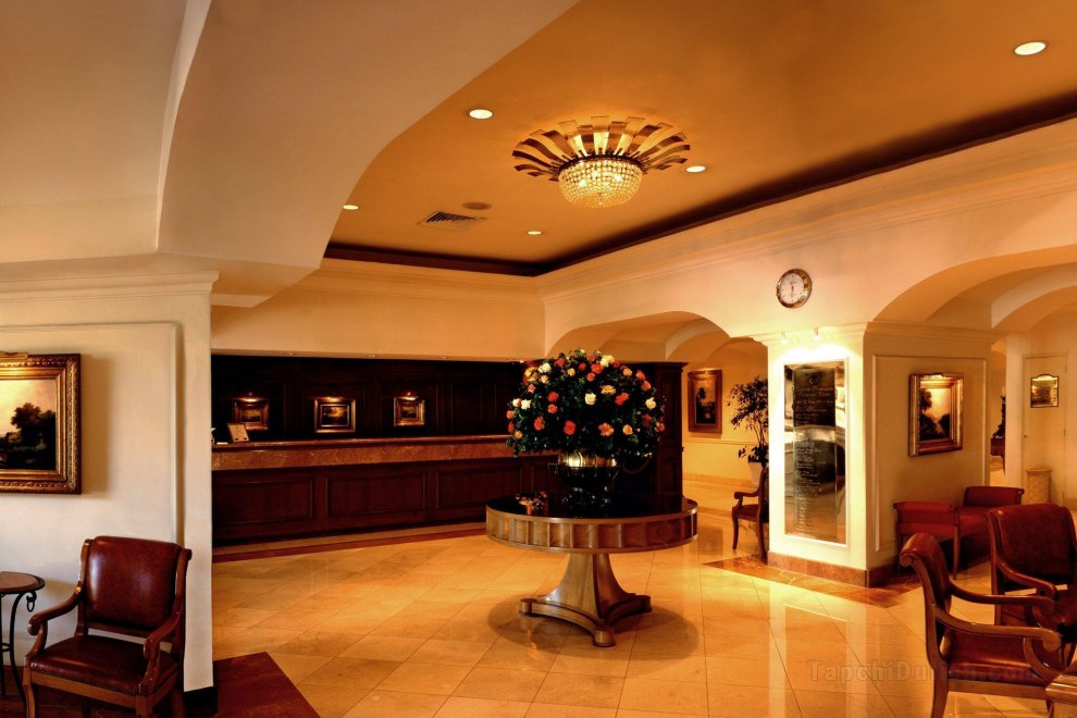 Sheraton Presidente San Salvador Hotel