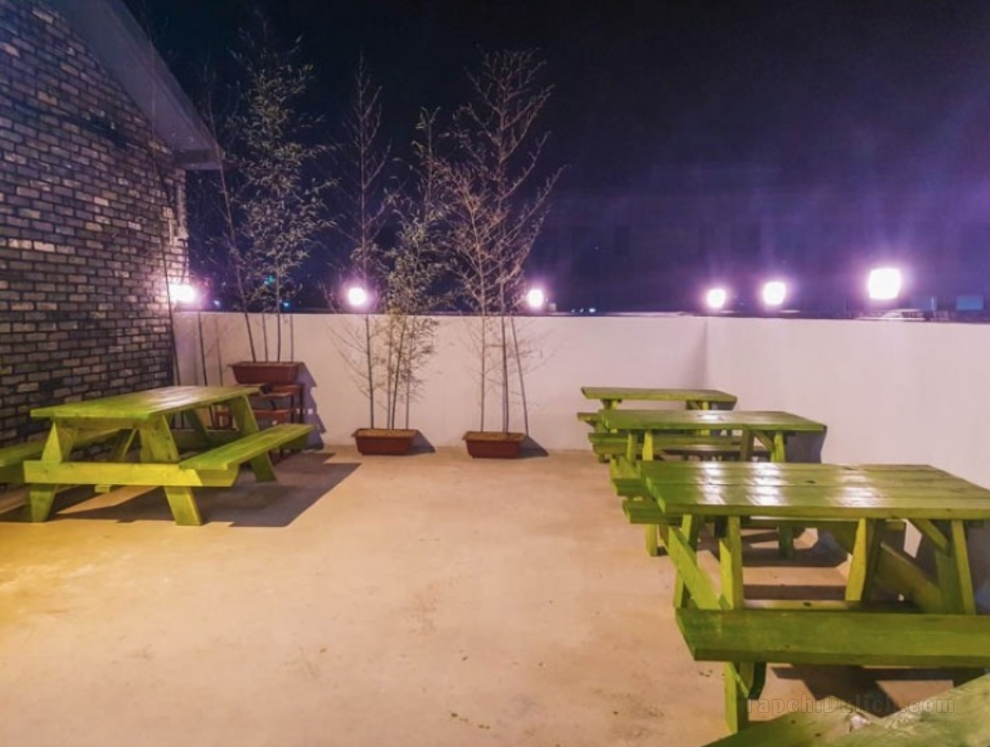 ROOF TOP BBQ/BAR with views of the HANOK village