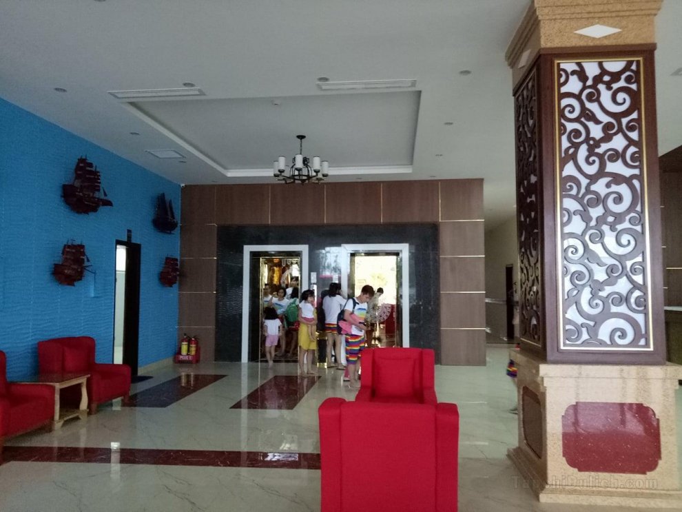 Khách sạn Phu Cuong Beach
