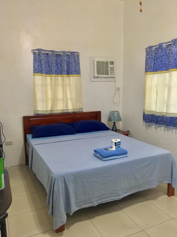 Blue Summer Suites Deluxe Room w/private Bathroom