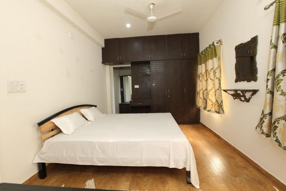 2500平方米4臥室別墅 (班加羅爾城中心) - 有4間私人浴室