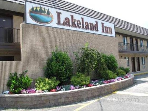 Lakeland Inn - Bohemia