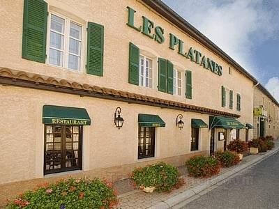 Khách sạn Logis Les Platanes