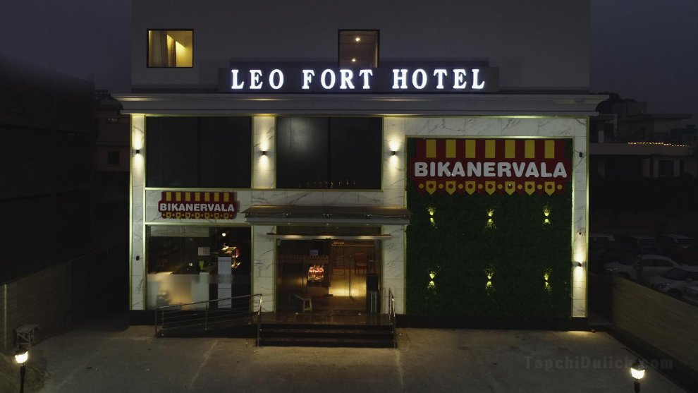 Khách sạn Leo Fort