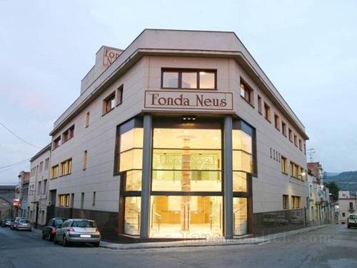 Khách sạn Fonda Neus