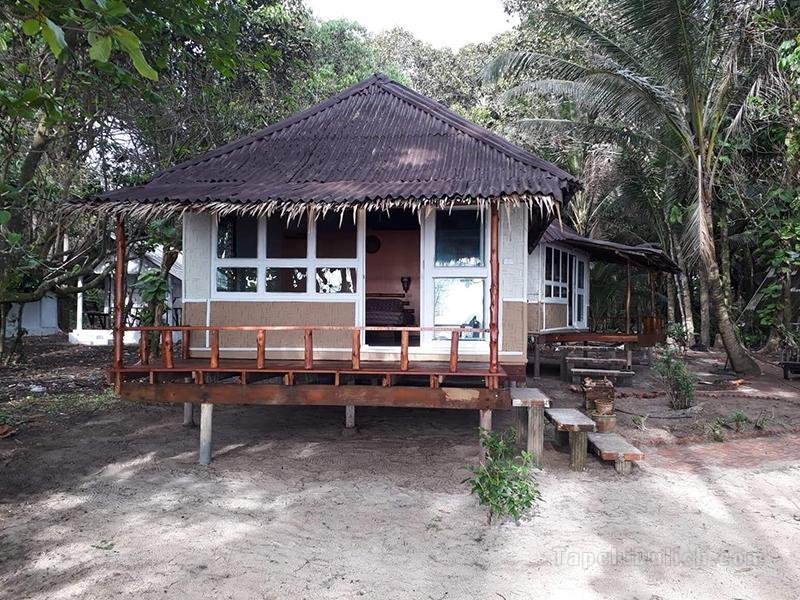 Nava Resort Aow Yai Koh Payam