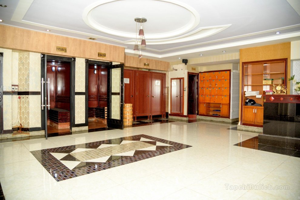 Khách sạn Ha Trinh