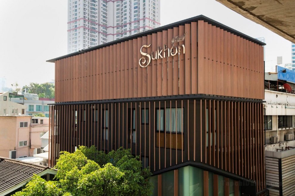 Khách sạn Sukhon