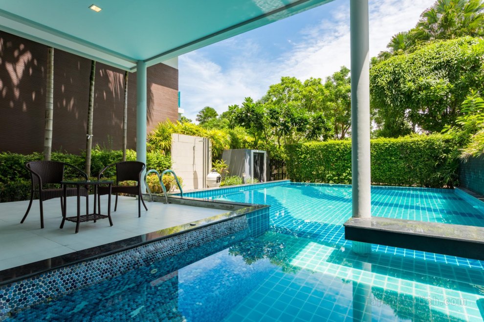 Luxury Private Pool Villa at Bang Saen, Chonburi