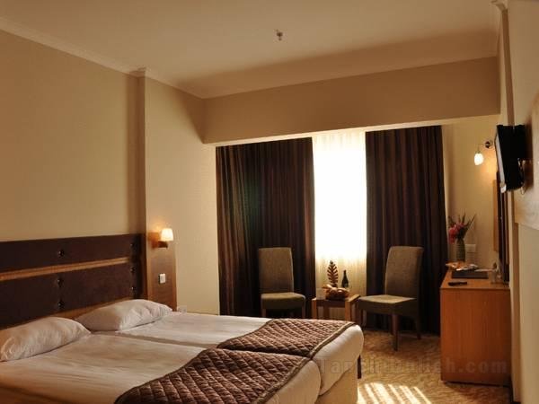 Khách sạn Igneada Resort & Spa
