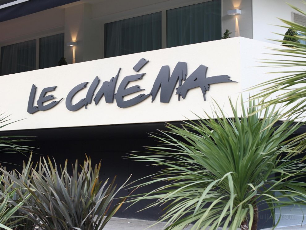 Khách sạn Le Cinema