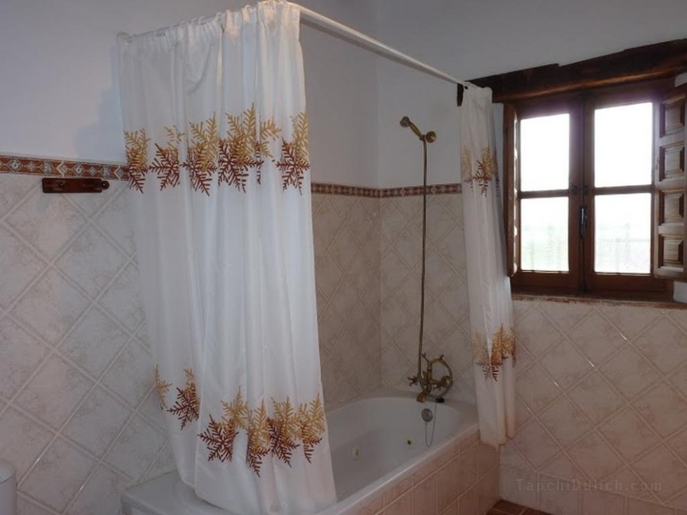 150平方米3臥室公寓 (阿爾馬查爾) - 有2間私人浴室