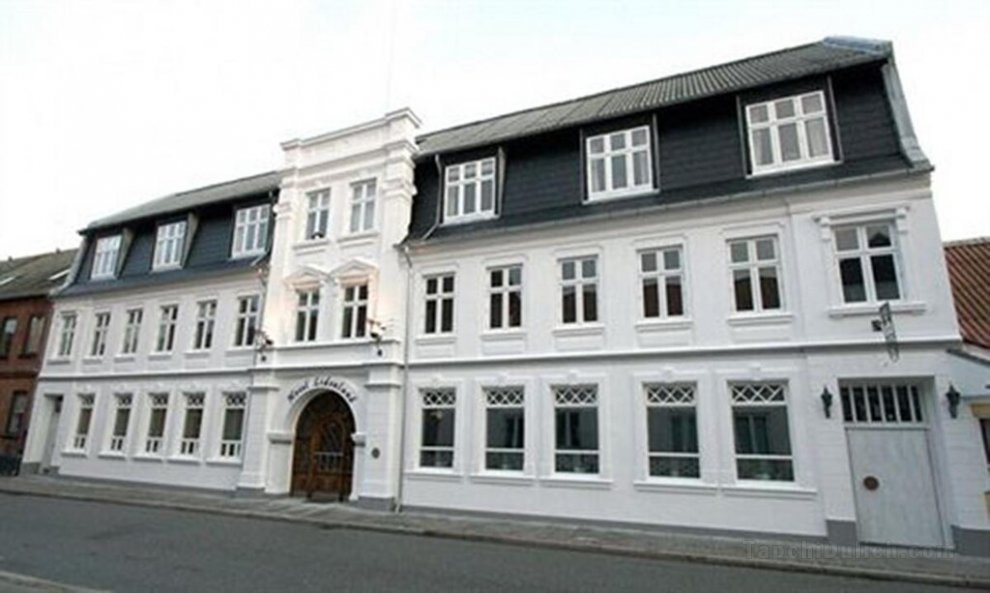 Khách sạn Lidenlund