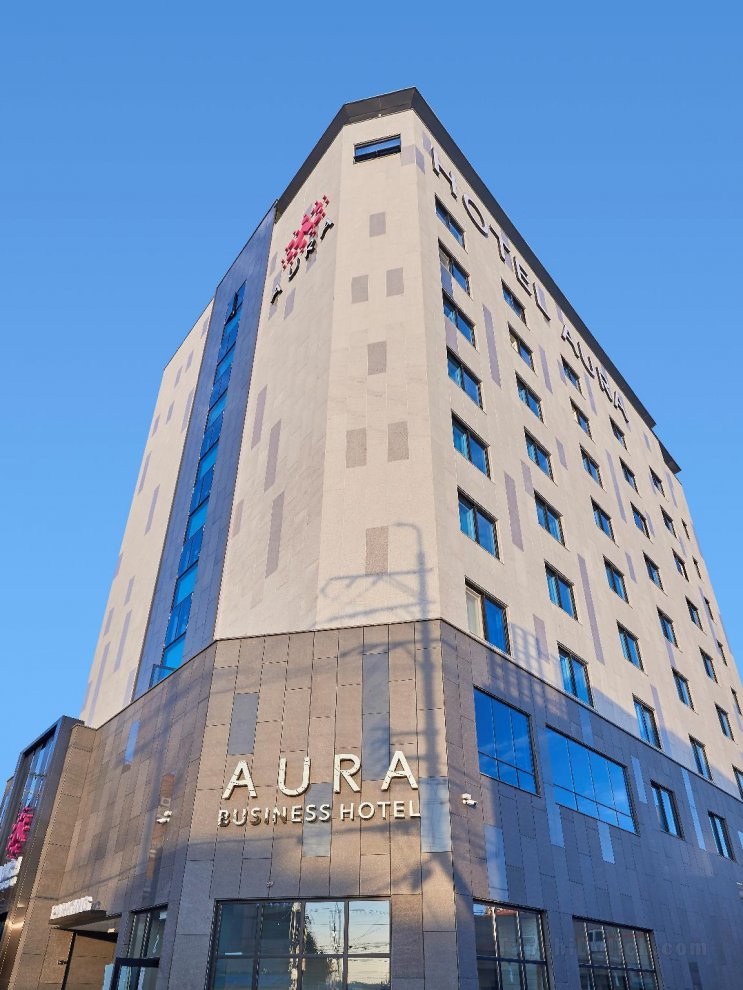 Khách sạn Aura Business