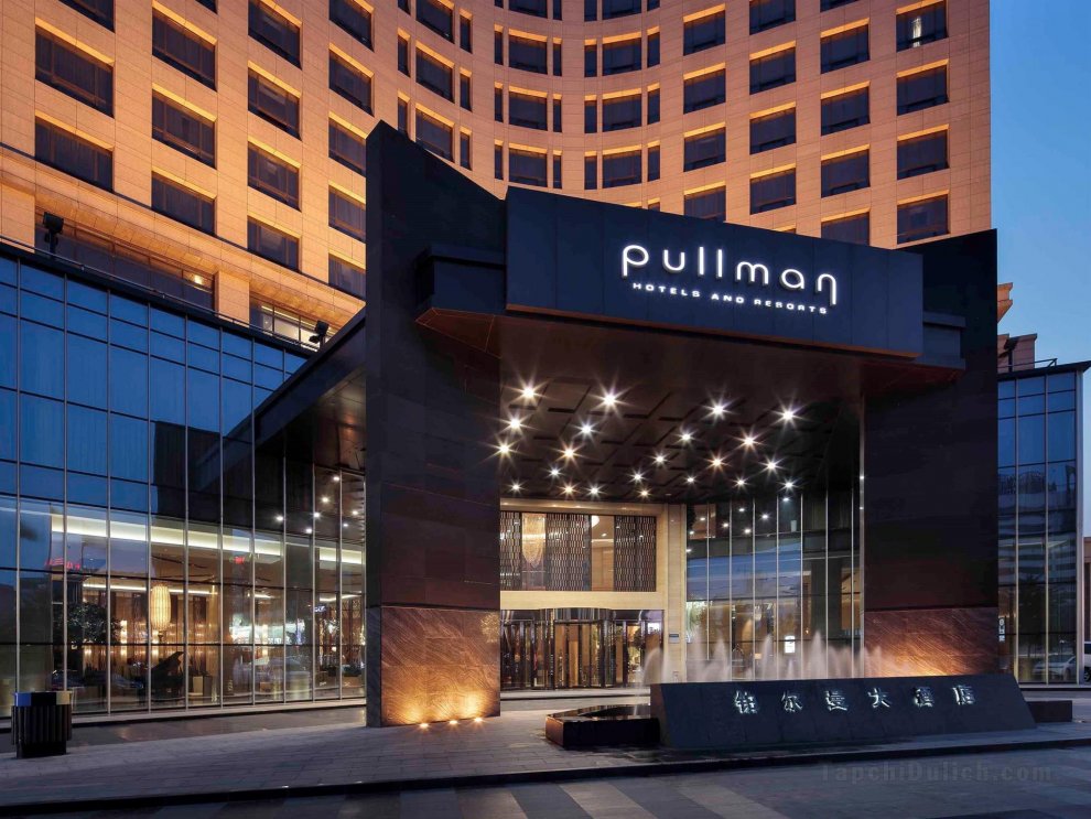Pullman Anshan Time Square Hotel