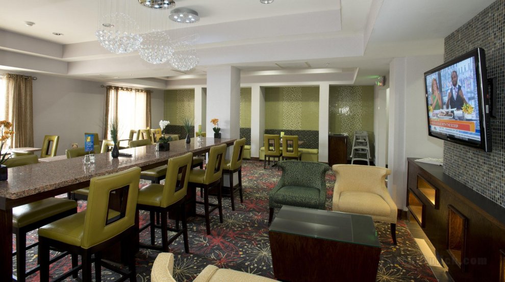 Khách sạn Holiday Inn Express And Suites Morrilton