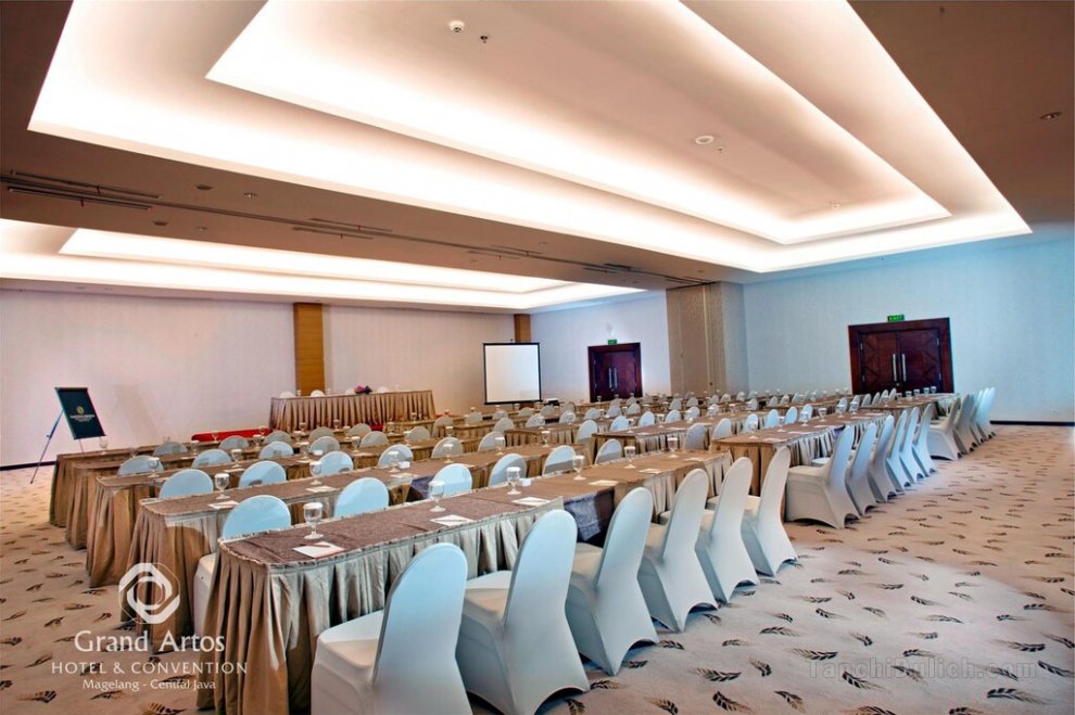 Grand Artos Hotel & Convention